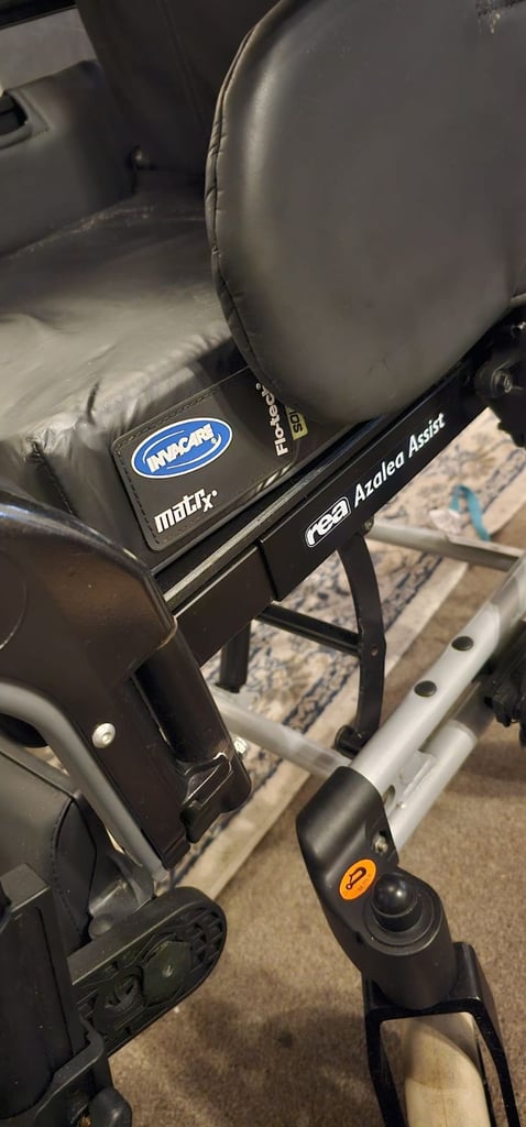 Invacare Rea Azalea Assist -  TILT & RECLINE WHEELCHAIR