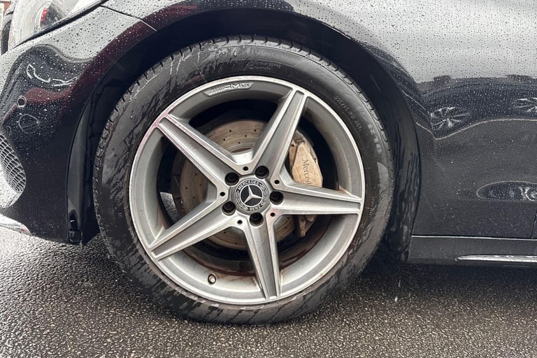 2017 Mercedes-Benz C Class C220d AMG Line 4dr SALOON DIESEL Manual