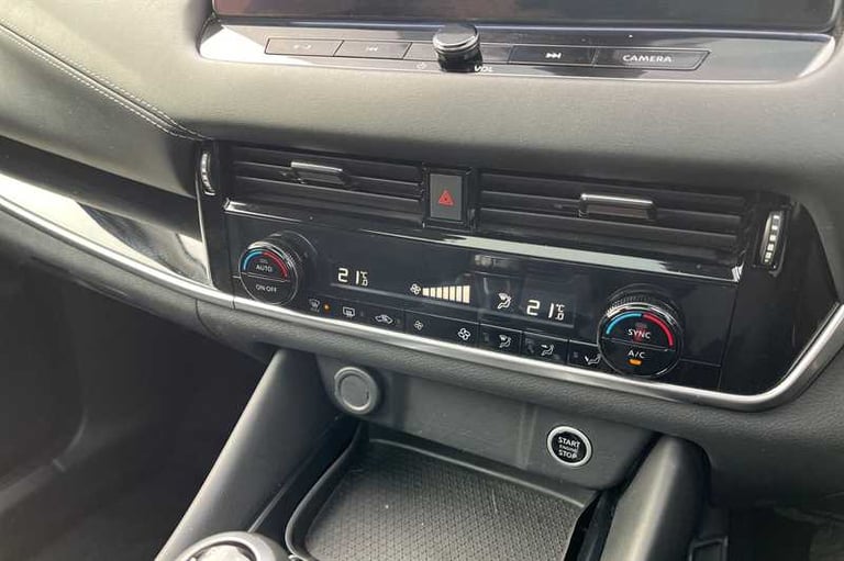 2022 Nissan Qashqai 1.3 DIG-T MH N-CONNECTA 5DR Hatchback Petrol Manual