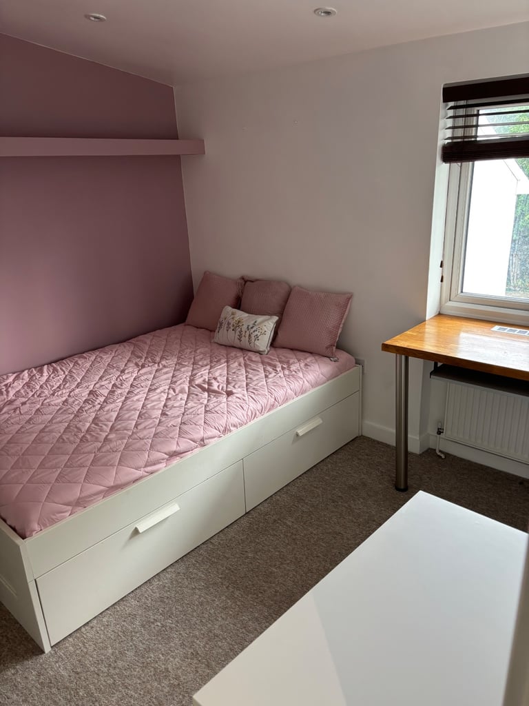 image for Newly refurbished double room with en- suite 