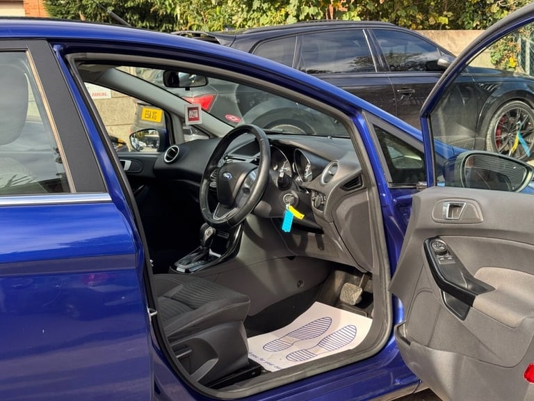 2015 Ford Fiesta 1.0T EcoBoost Zetec Hatchback 5dr Petrol Powershift Euro 6 (100 ps) Hatchback Pe...