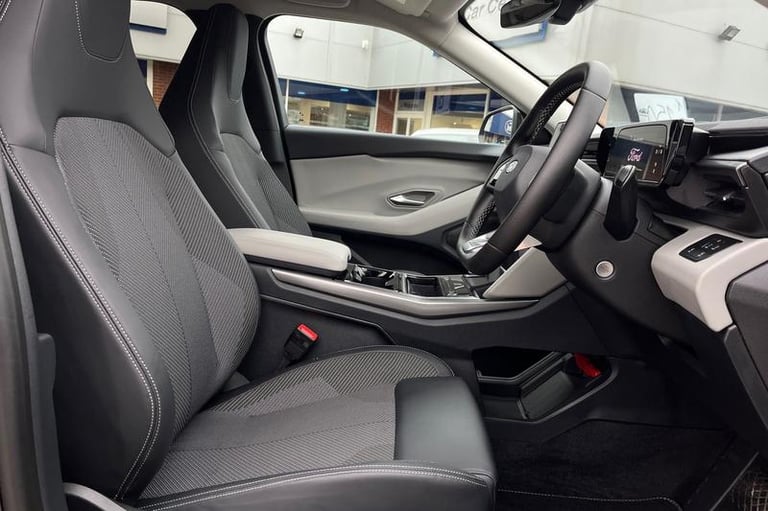 2024 Ford Explorer 210kW Select 77kWh 5dr Auto AUTO Estate Electric Automatic