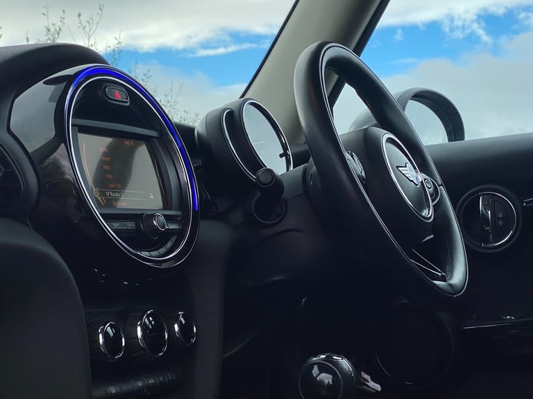 2017 MINI Hatch 2.0 Cooper S 3dr - Sat Nav &amp; Parking Sensors &amp; Chili Pack HATCHBACK Petro...