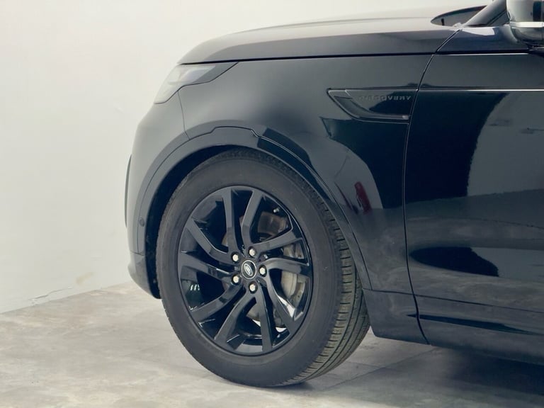 2019 Land Rover Discovery 3.0 SD V6 Landmark Edition SUV 5dr Diesel Auto 4WD Euro 6 (s/s) (306 ps...
