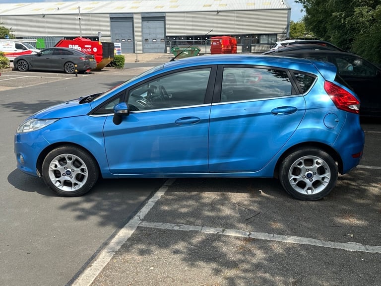 2012 Ford Fiesta 1.25 Zetec 5dr [82] HATCHBACK Petrol Manual