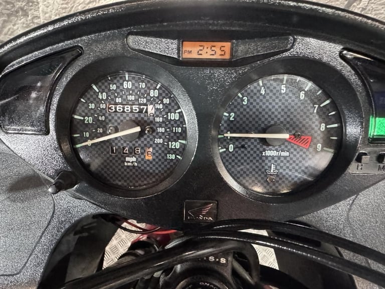 HONDA DEAUVILLE 650 NT 650 V-5