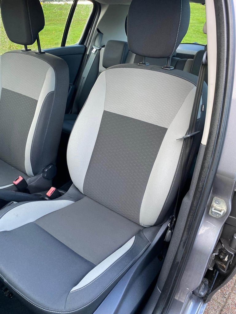 Renault, CLIO, Hatchback, 2010, Manual, 1149 (cc), 5 doors