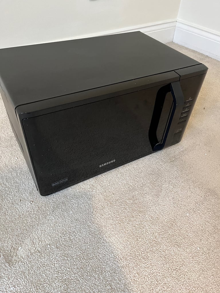 image for Good condition Samsung microwave 