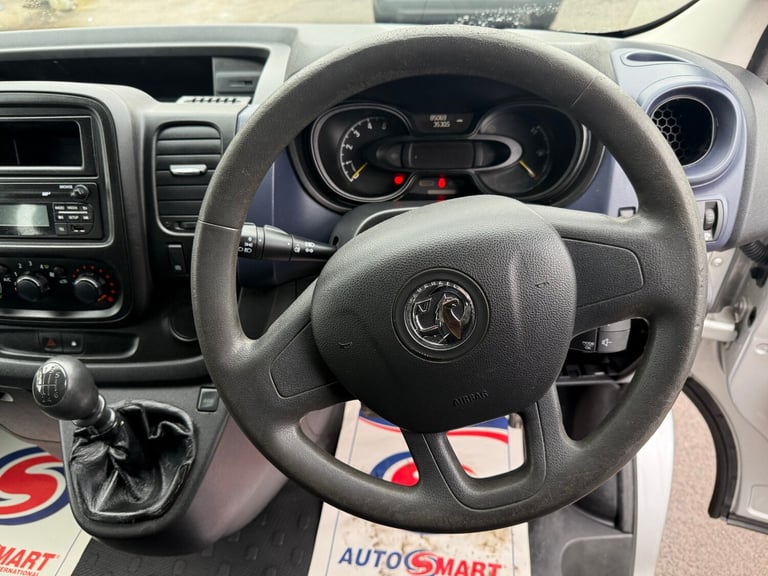 2016 Vauxhall Vivaro 2900 1.6CDTI 95PS ecoFLEX H1 Combi 9 Seat MPV Diesel Manual