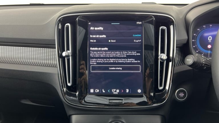 2024 Volvo XC40 Ultimate, B3 Mild hybrid, Petrol, Dark Estate Petrol Automatic