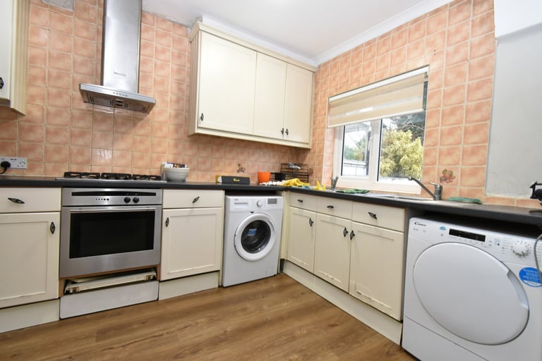 5 bedroom house in London, NW11