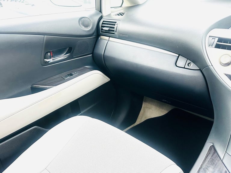 2014 Lexus RX 3.5 450h V6 Advance SUV 5dr Petrol Hybrid CVT 4WD Euro 5 (s/s) (Pan Roof) ( ESTATE ...