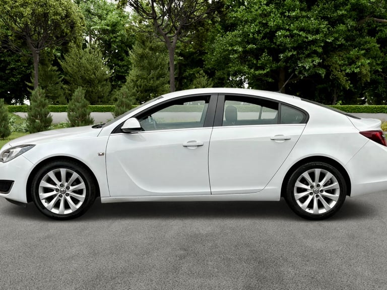2014 VAUXHALL INSIGNIA SRINAV + FMDSH + CBELT&WPUMPCHANGED + 20TAX + NEWCLUTCH