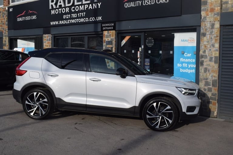 2019 Volvo XC40 2.0 D3 R DESIGN Pro 5dr Geartronic ESTATE DIESEL Automatic