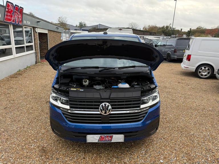 2023 Volkswagen Transporter 2.0 TDI T32 Highline Kombi DSG FWD SWB Euro 6 (s/s) 5dr WINDOW VAN Di...