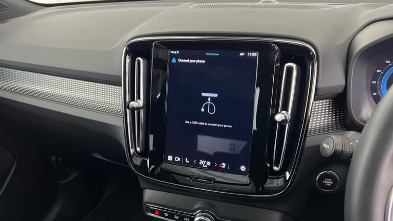 2025 Volvo XC40 Ultra, B4 Mild hybrid, Petrol, Dark Estate Petrol Automatic