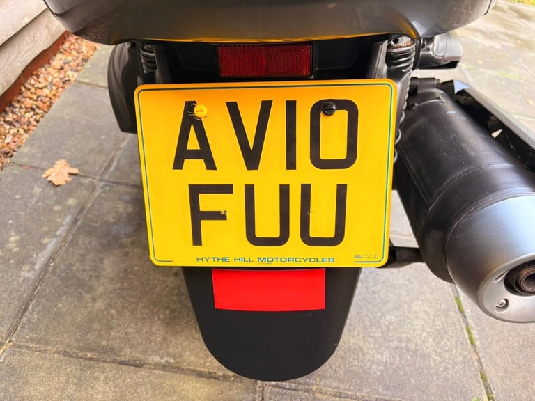 2010 / 10 Yamaha YP400 Majesty £1500 Silver 34049 miles.