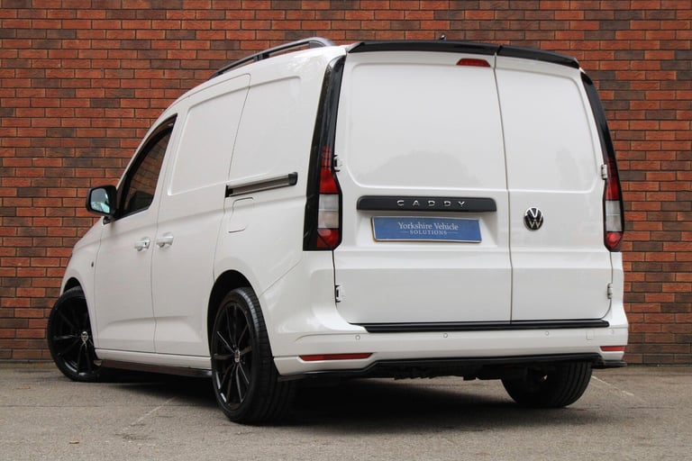 2022 Volkswagen Caddy 2.0 TDI C20 Commerce Plus SWB Euro 6 (s/s) 5dr PANEL VAN Diesel Manual