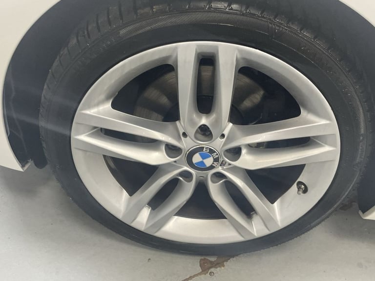 2015 BMW 2 Series 2.0 220d M Sport Convertible 2dr Diesel Auto Euro 6 (s/s) (190 ps) - AA INS Con...