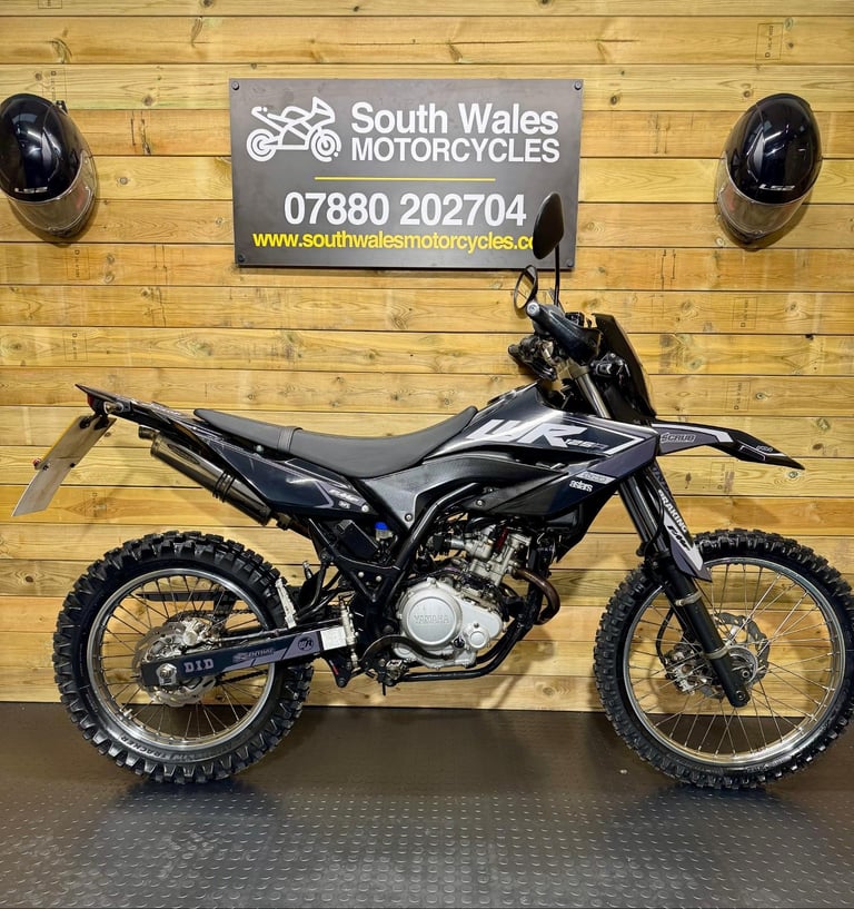 Yamaha WR125R / 2010 model / covered only 10.2k miles 