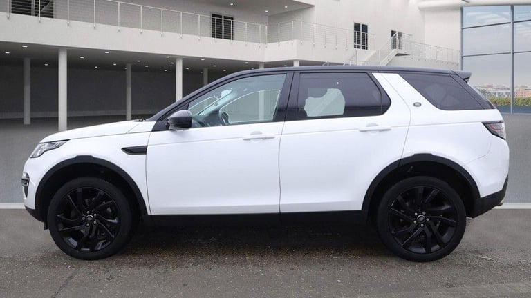 2017 Land Rover Discovery Sport 2.0 TD4 HSE Black Auto 4WD Euro 6 (s/s) 5dr ESTATE Diesel Automatic