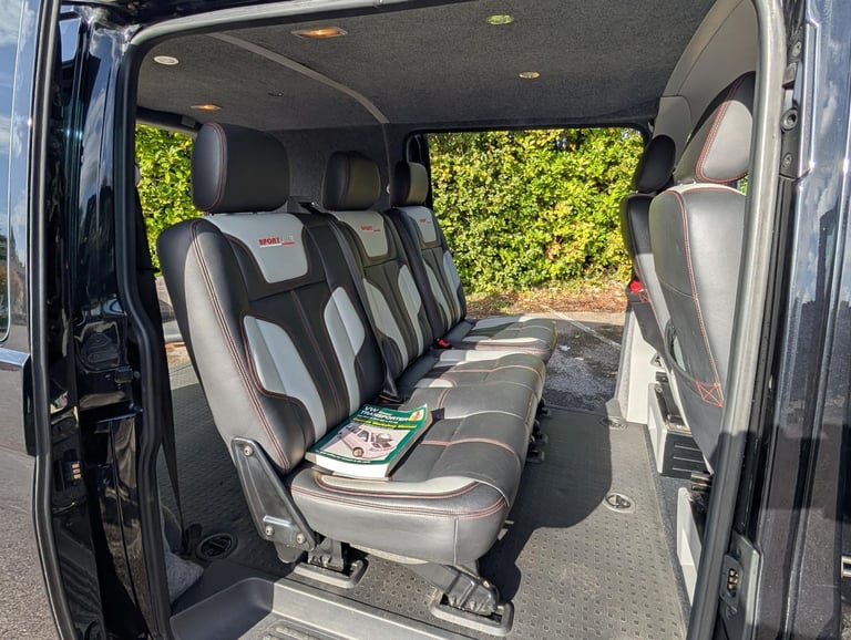 2012 Volkswagen Transporter 2.0 BiTDI 180PS Sportline Kombi Van WINDOW VAN DIESEL Manual