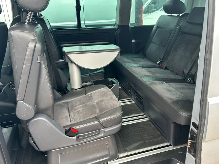 2012 Volkswagen Caravelle 2.0 TDI Executive 140 5dr DSG  Swb Crew Van Diesel Automatic