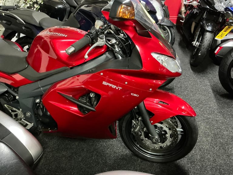 Triumph Sprint gt free delivery 