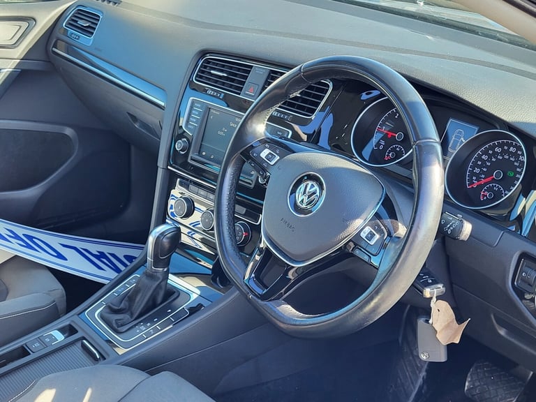 2016 Volkswagen Golf 1.6 TDI 110 GT Edition 5dr DSG PAN ROOF TOP SPEC HATCHBACK Diesel Automatic