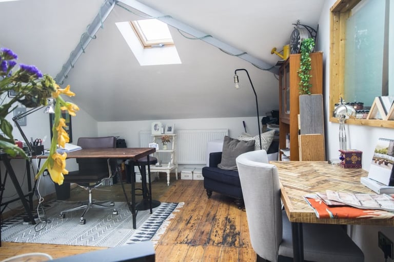 Creative Space with Natural Light * Private office * Creative Community in Wimbledon SW19