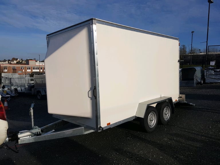 10x5ft box van trailer with rear ramp door 