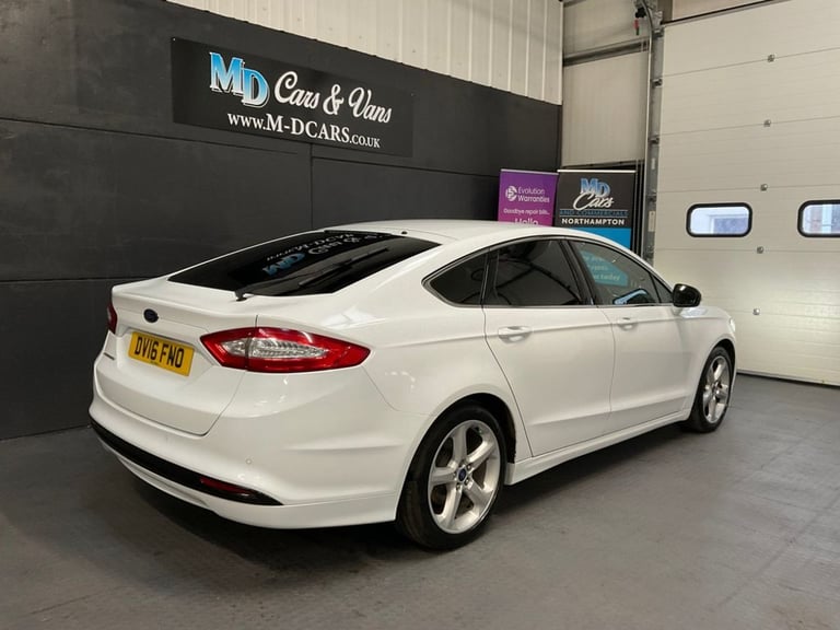 2016 Ford Mondeo 2.0 TDCi Titanium 5dr HATCHBACK DIESEL Manual