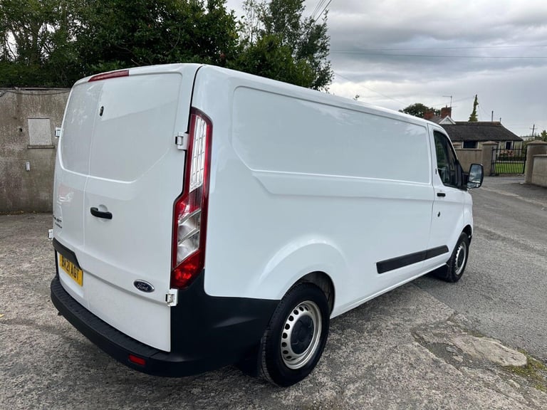 FORD TRANSIT CUSTOM 2.0 Transit Custom Leader Van 320 L2 2.0L EcoBlue 130PS FWD