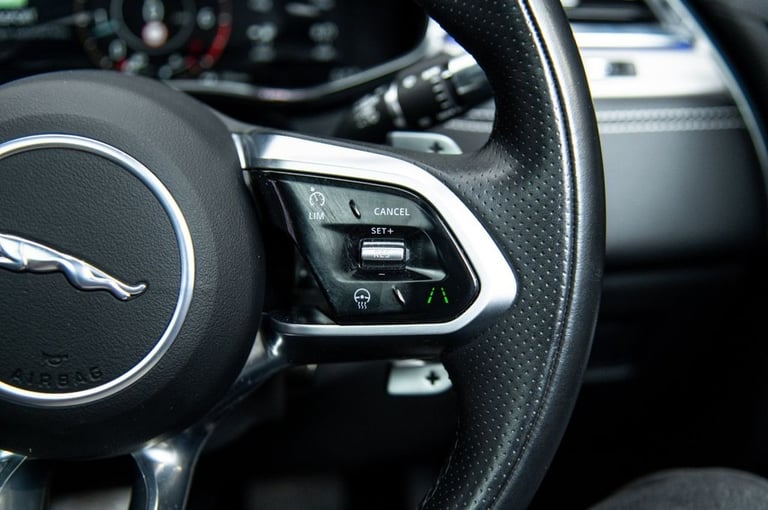 2021 Jaguar F-Pace 2.0 P250i R-Dynamic SE SUV 5dr Petrol Auto AWD Euro 6 (s/s) (250 ps) ESTATE Pe...