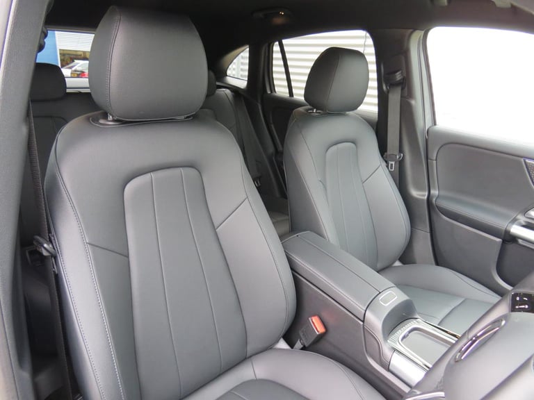 2024 Mercedes-Benz EQA 250+ 140kW Sport Executive 70.5kWh 5dr Auto Hatchback Electric Automatic