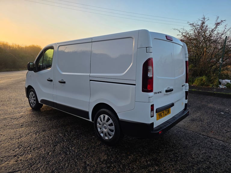 2021 renault trafic 1.6 turbo diesel full years mot lovely van 