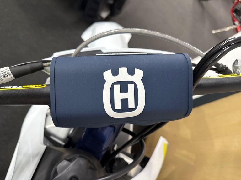 2025 Husqvarna Offroad Motorcross TC 250 Petrol white 5 Speed