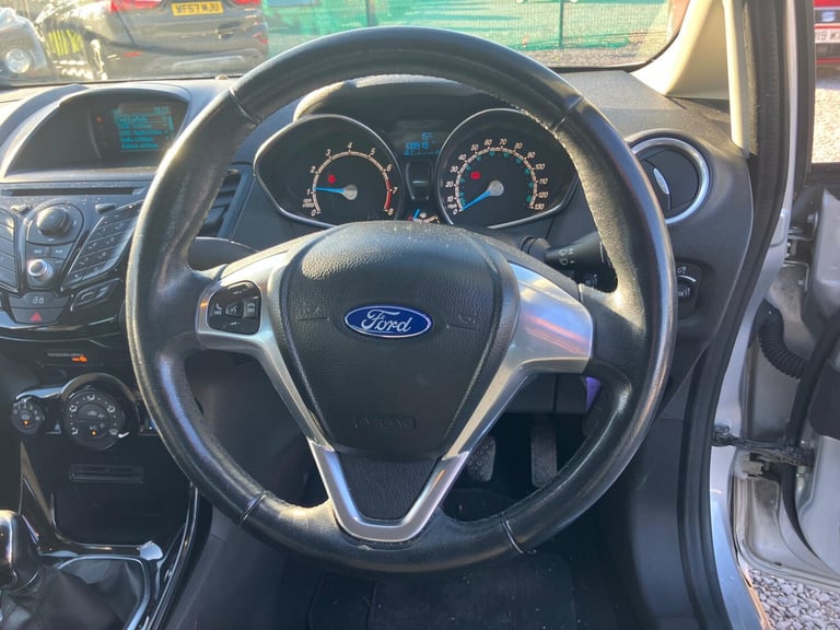 2014 Ford Fiesta 1.25 82 Zetec 5dr HATCHBACK PETROL Manual