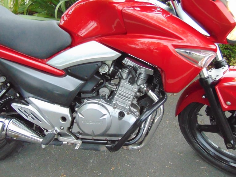 Suzuki GW250L3 Inazuma lightweight 250 naked beginner friendly learner commuter 