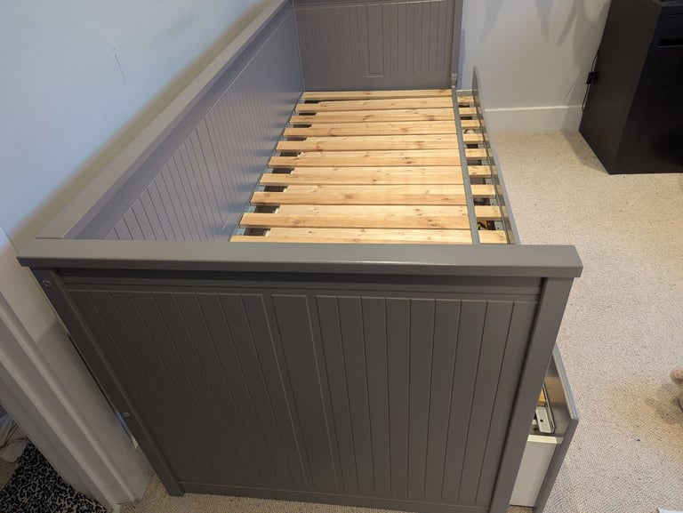 IKEA Hemnes Daybed - single/double/sofa