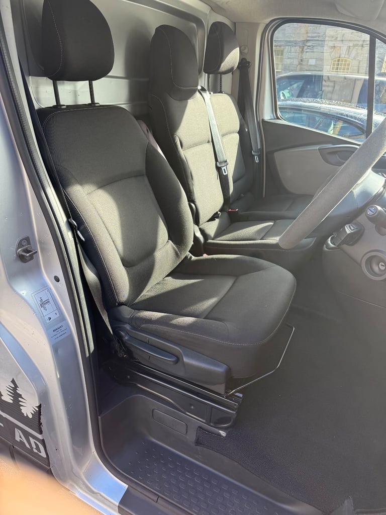 Renault, TRAFIC, Panel Van, 2015, Manual, 1598 (cc)