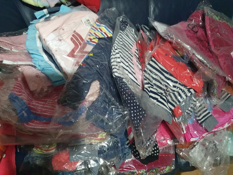Joblot of kids clothing starts from baby sizes but cant pick baby sizes in listing 