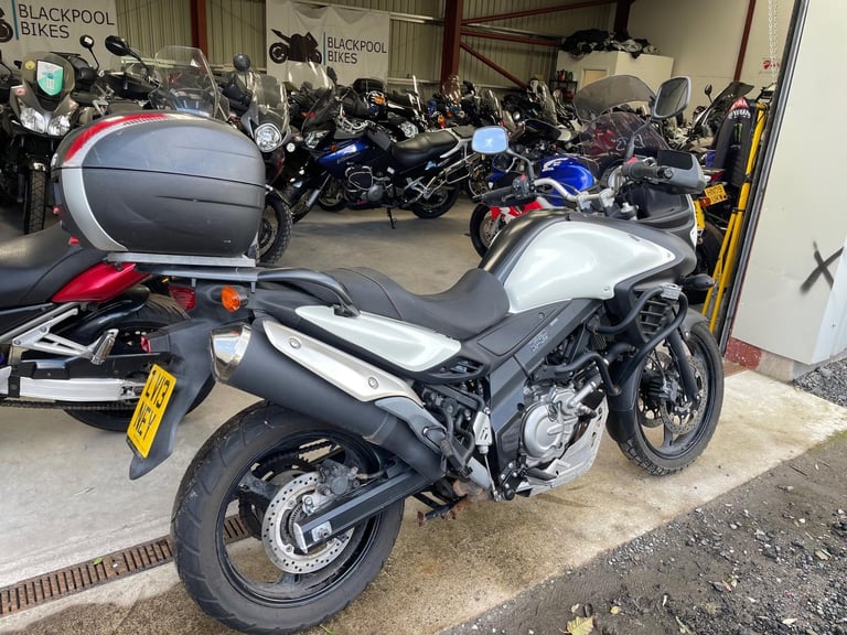 2013 - SUZUKI 650 AL2 - V STROM 650 - ONLY 14K MILES - DL650 - FSH - ABS