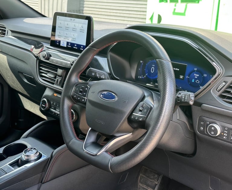 2021 Ford Kuga 2.5 EcoBoost Duratec 14.4kWh ST-Line CVT Euro 6 (s/s) 5dr HATCHBACK Petrol/Electri...