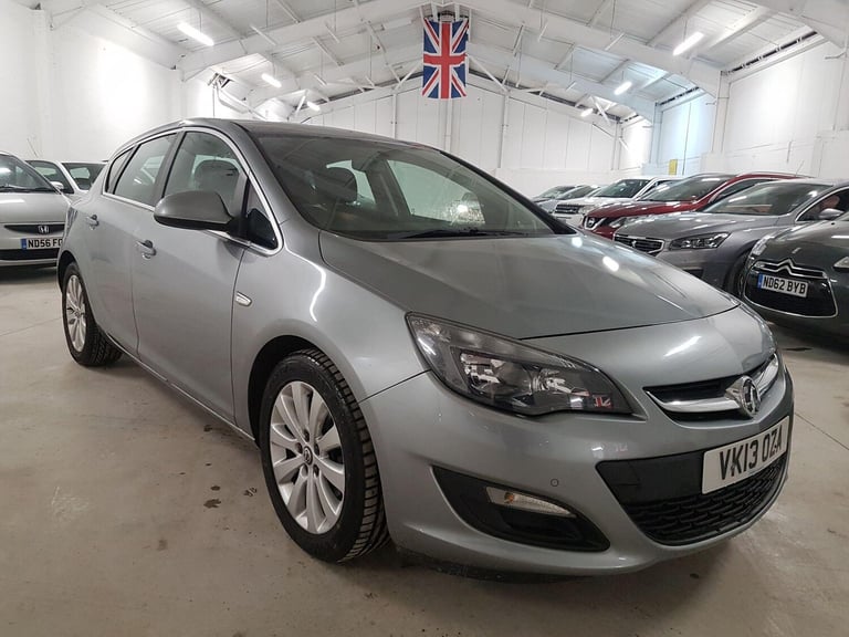  Vauxhall Astra 1.7 CDTi ecoFLEX Tech Line Euro 5 (s/s) 5dr Diesel Manual