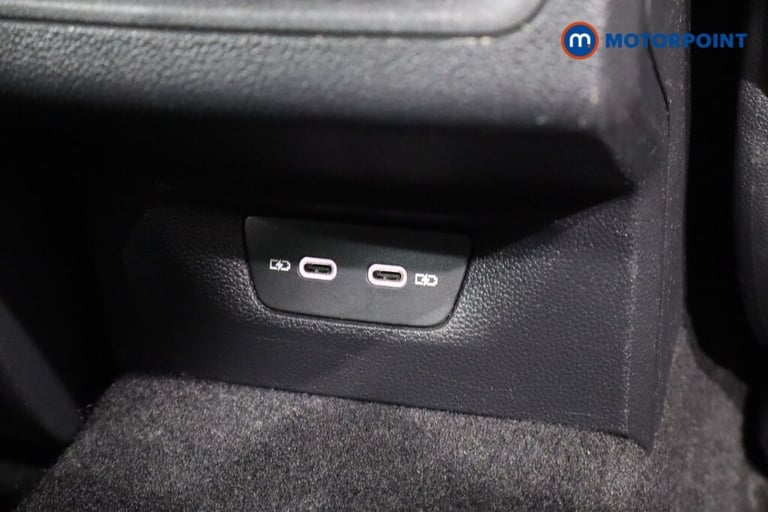 2022 Volkswagen Golf 1.5 TSI 150 Life 5dr Hatchback Petrol Manual