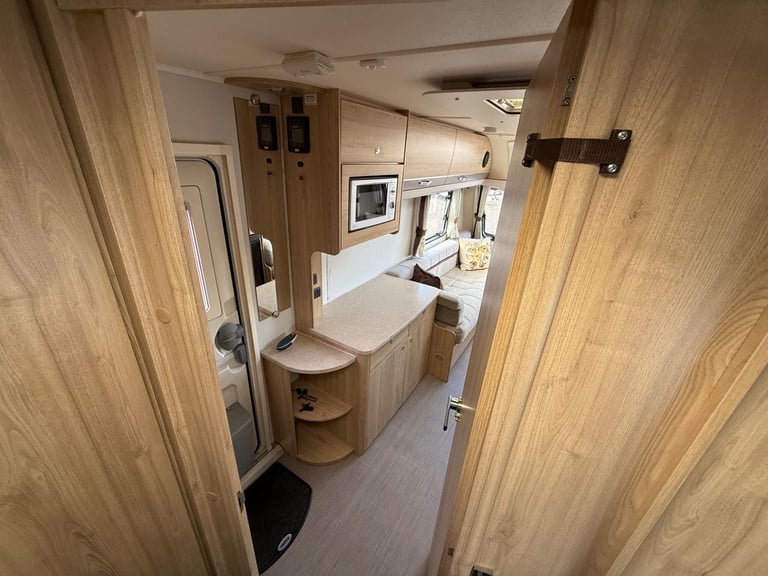 Elddis Avante 482 482 GTS 2016