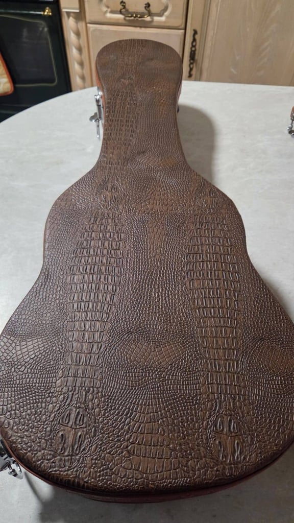  Faux Alligator Case for Tenor Sized Ukulele