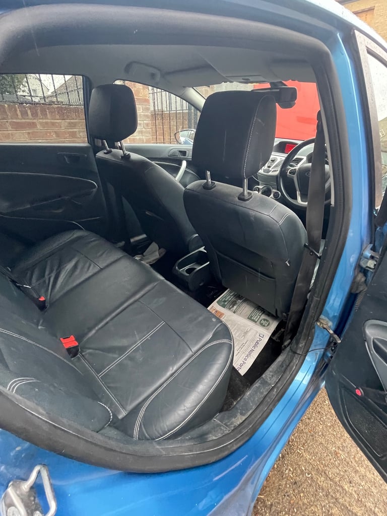 Ford, FIESTA, Hatchback, 2010, Manual, 1388 (cc), 5 doors