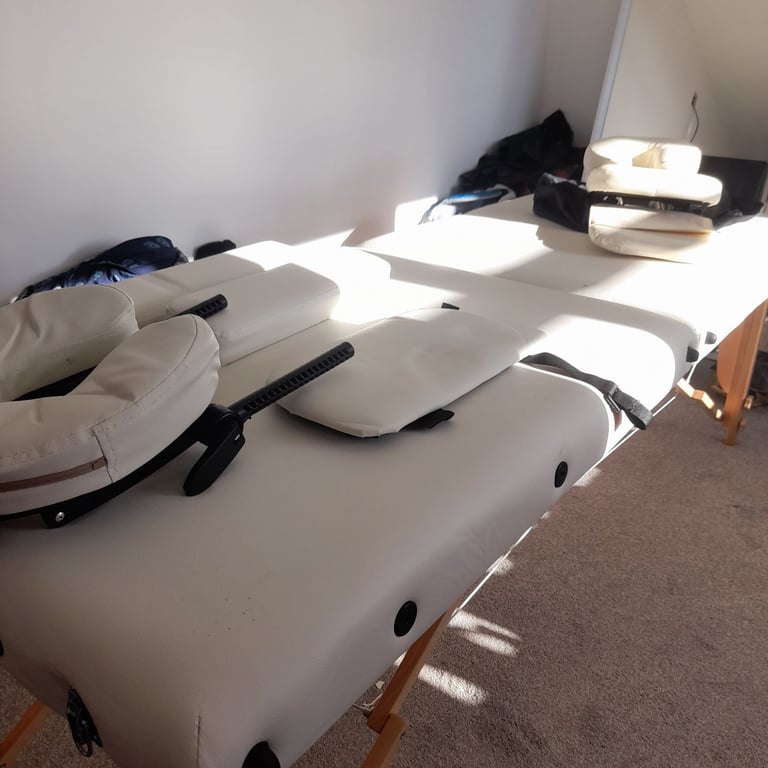 image for Massage bed